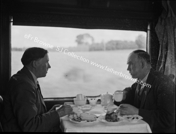 BUFFET CAR PASSENGERS AT TABLE